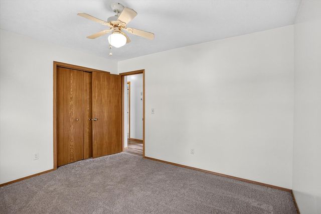 3790 S Colgate Avenue, Springfield, MO 65807