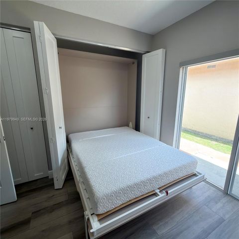 9023 NW 148th Ter, Miami Lakes, FL 33018