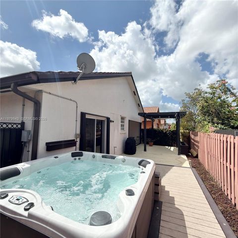 9023 NW 148th Ter, Miami Lakes, FL 33018