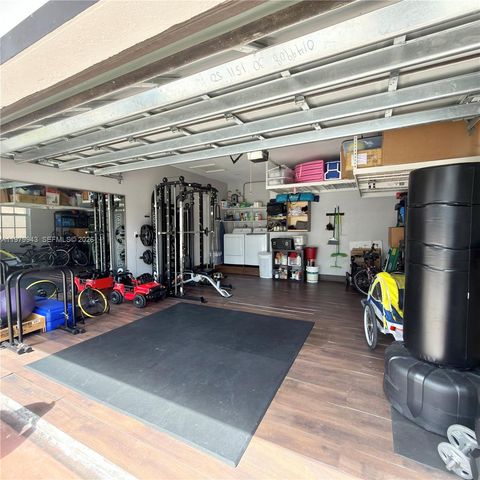 9023 NW 148th Ter, Miami Lakes, FL 33018