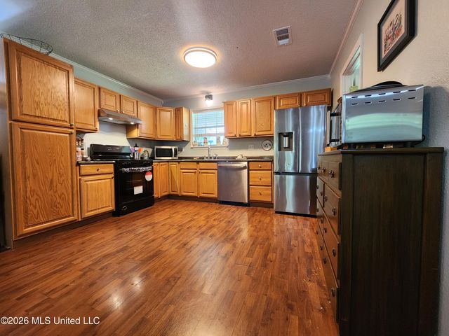 12409 Hanover Drive, Ocean Springs, MS 39564