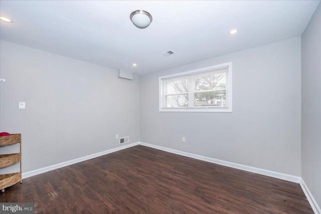 5005 STEWART CT, College Park, MD 20740