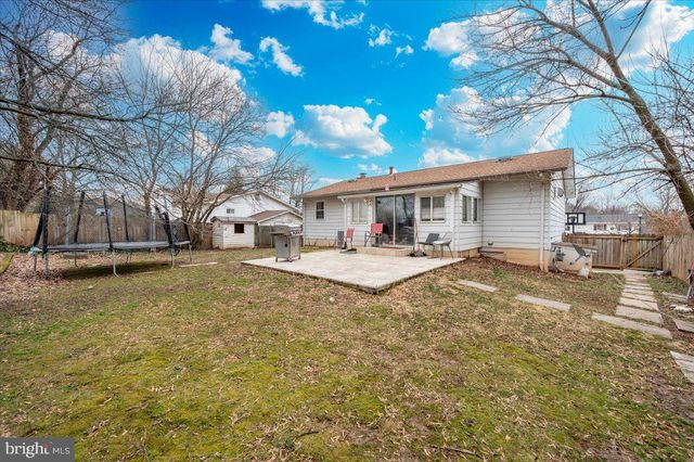 5005 STEWART CT, College Park, MD 20740