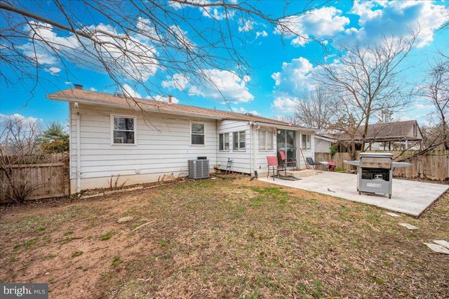 5005 STEWART CT, College Park, MD 20740