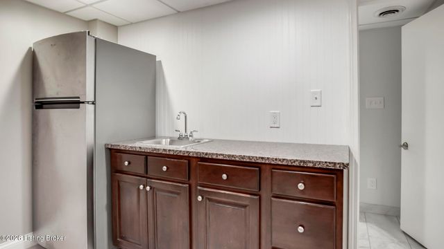 265 Leland Ct APT 3, Louisville, KY 40207