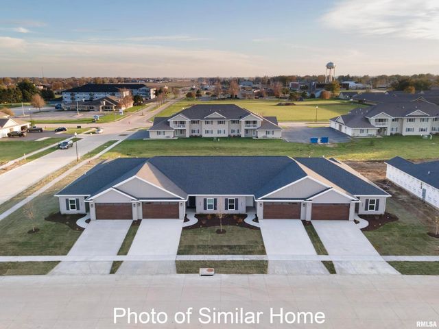 301 E DONAHUE Street, Eldridge, IA 52748