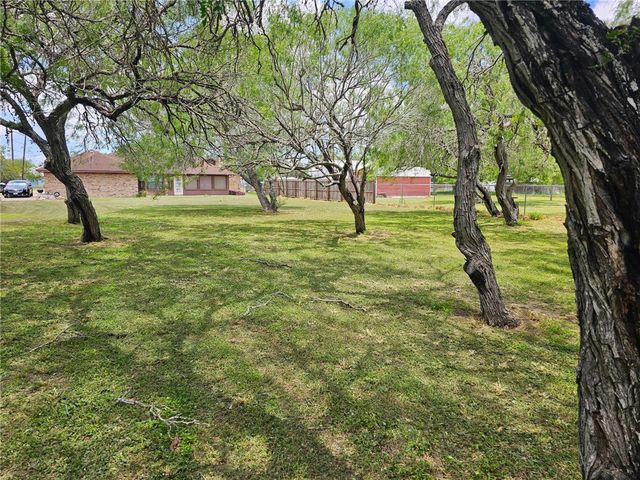 10821 Annaville Road, Corpus Christi, TX 78410