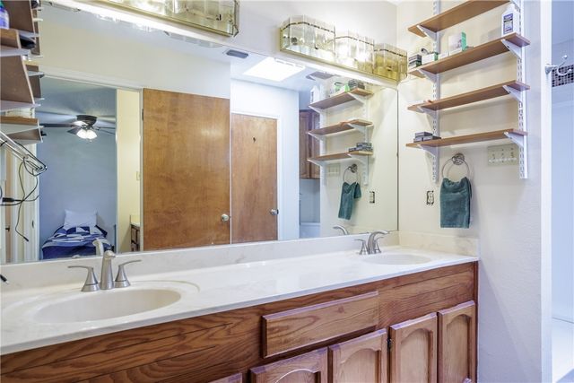 10821 Annaville Road, Corpus Christi, TX 78410