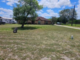10821 Annaville Road, Corpus Christi, TX 78410