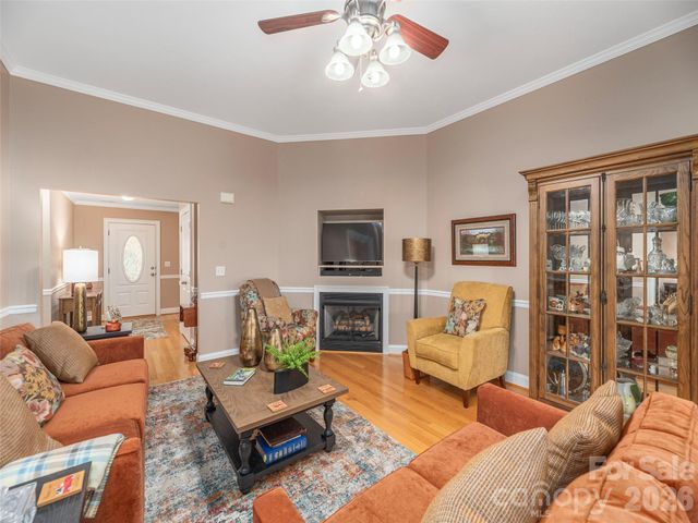 62 Denali Lane, Waynesville, NC 28786