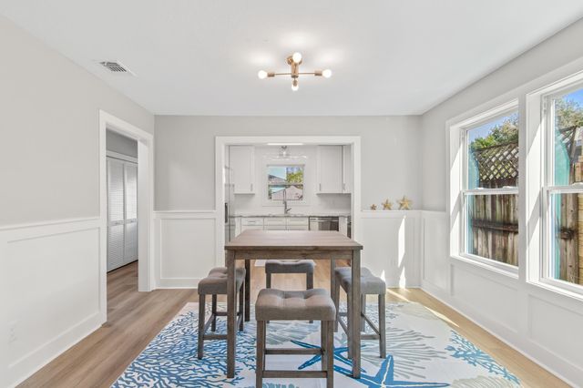 112 2nd St, St Augustine, FL 32080