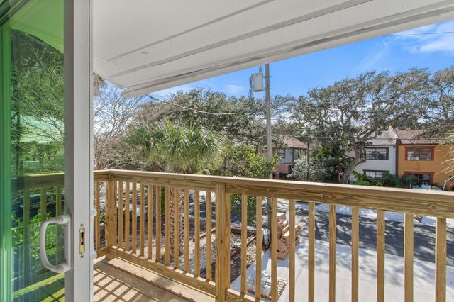 112 2nd St, St Augustine, FL 32080