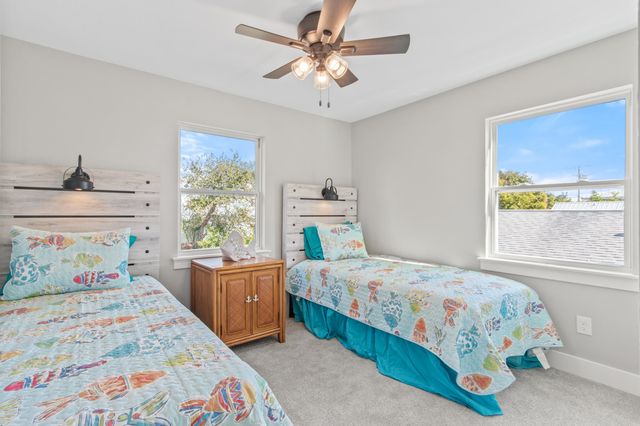 112 2nd St, St Augustine, FL 32080