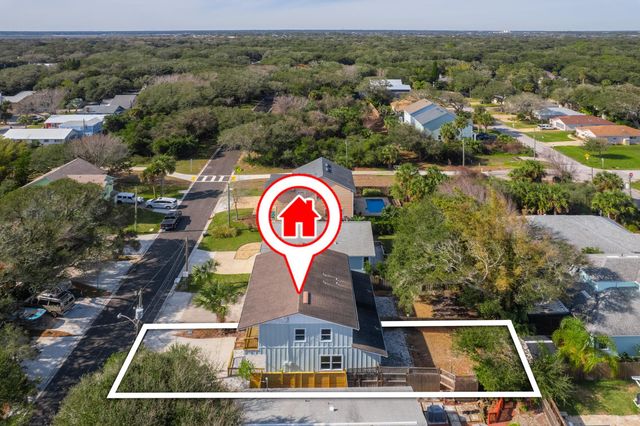 112 2nd St, St Augustine, FL 32080