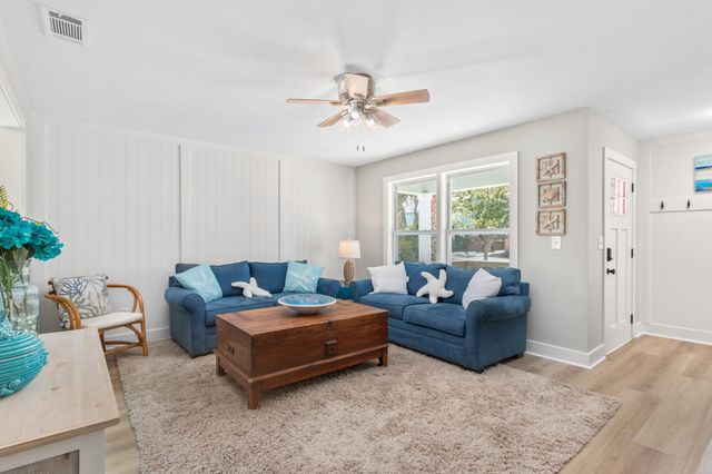 112 2nd St, St Augustine, FL 32080