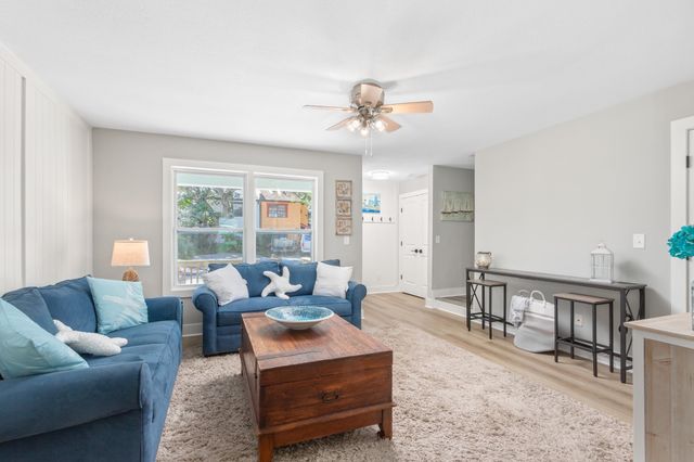 112 2nd St, St Augustine, FL 32080