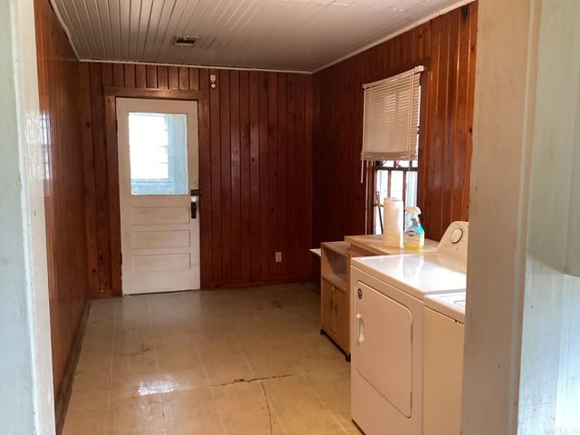 519 E 4th St, Prescott, AR 71857