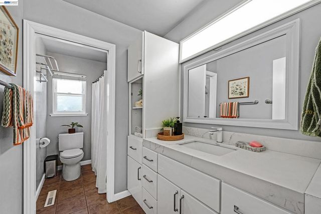 1742 Mendocino Dr, Concord, CA 94521