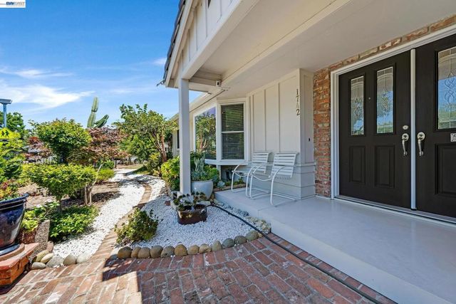 1742 Mendocino Dr, Concord, CA 94521