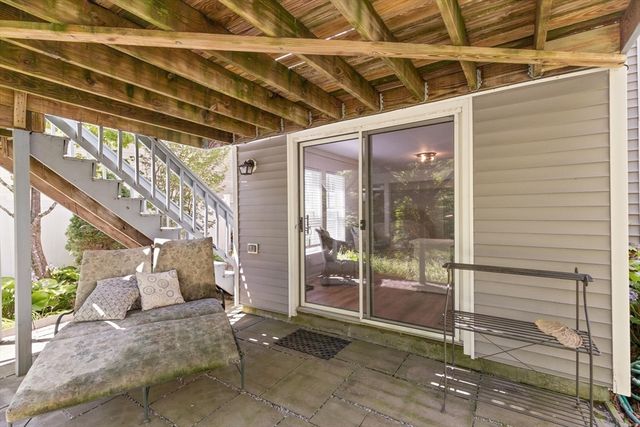47 Lilac Cir, Marlborough, MA 01752