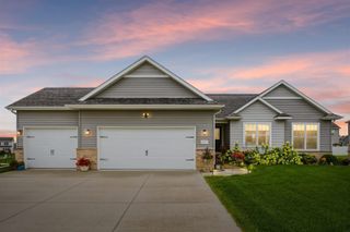 1807 Waxwing Way, Waterloo, IA 50701