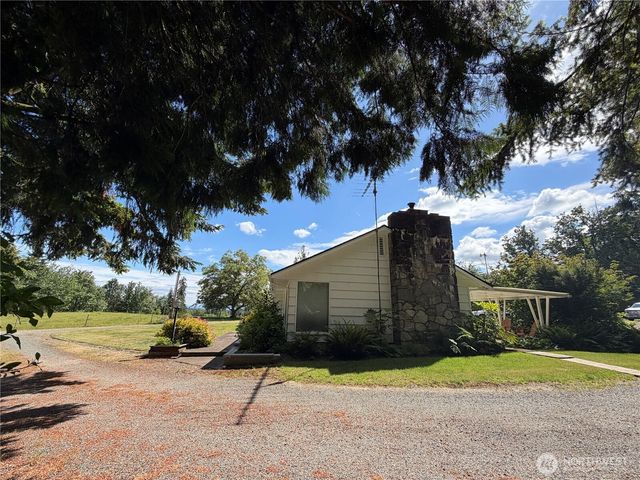 9541 Weidkamp Rd., Lynden, WA 98264