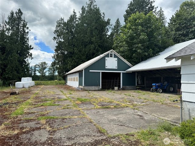 9541 Weidkamp Rd., Lynden, WA 98264