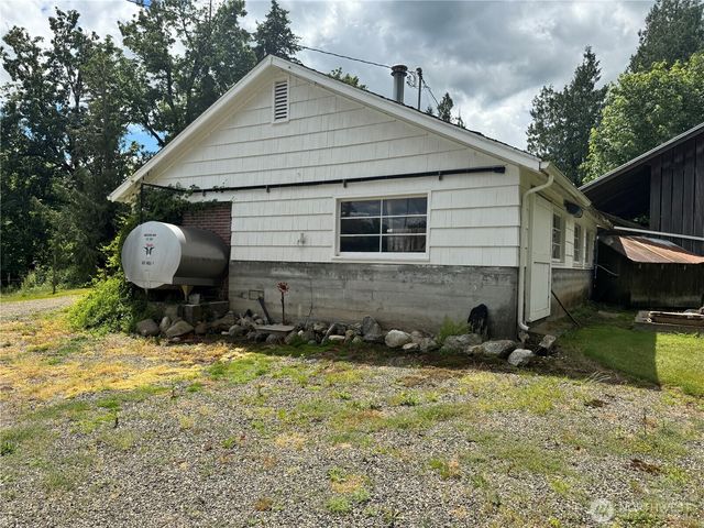 9541 Weidkamp Rd., Lynden, WA 98264