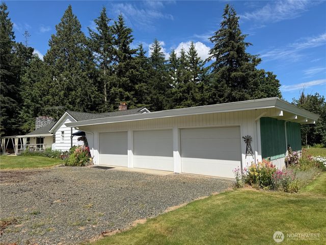 9541 Weidkamp Rd., Lynden, WA 98264