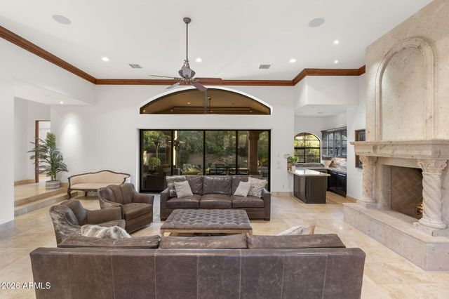 9820 E THOMPSON PEAK Parkway 602, Scottsdale, AZ 85255