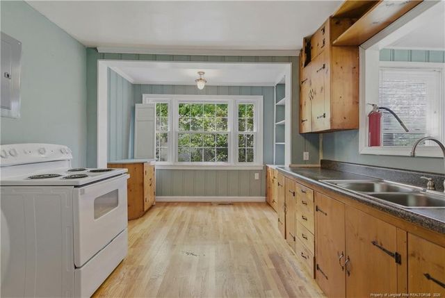 807 Cape Fear Avenue, Fayetteville, NC 28303