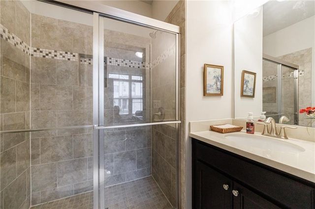 860 Hargrove Point Way, Alpharetta, GA 30004