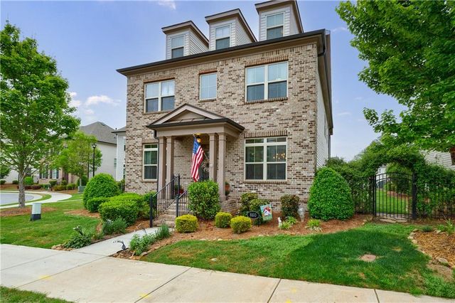860 Hargrove Point Way, Alpharetta, GA 30004