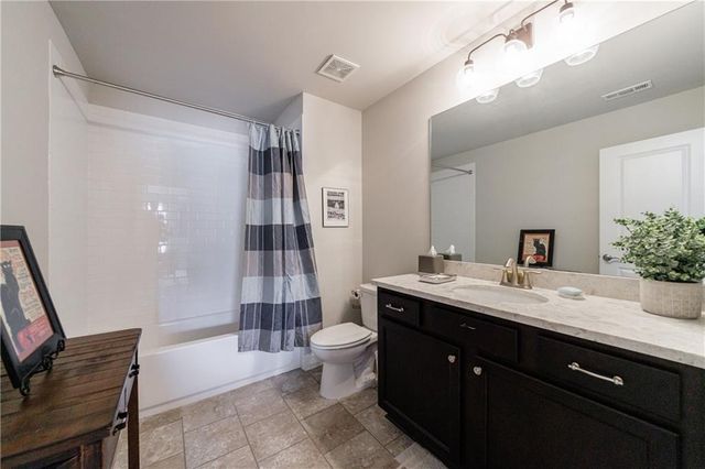 860 Hargrove Point Way, Alpharetta, GA 30004