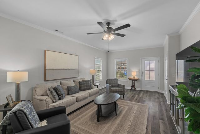 153 Heyward, Dothan, AL 36303