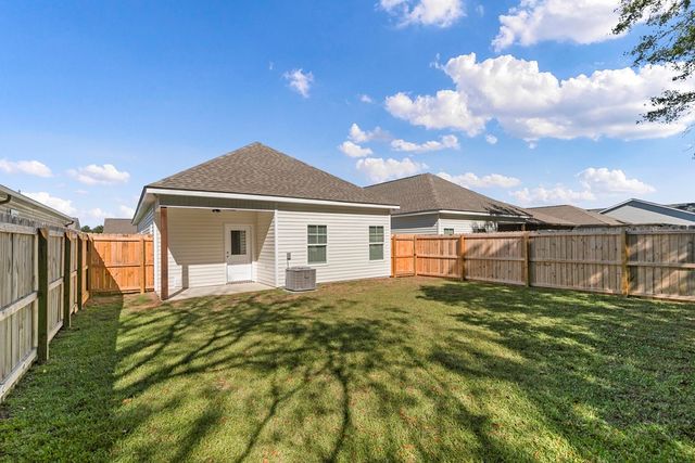 153 Heyward, Dothan, AL 36303