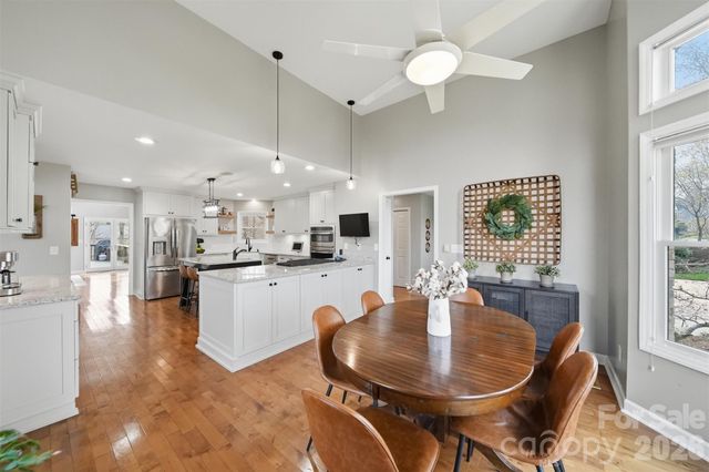 4624 9th Street NE, Hickory, NC 28601