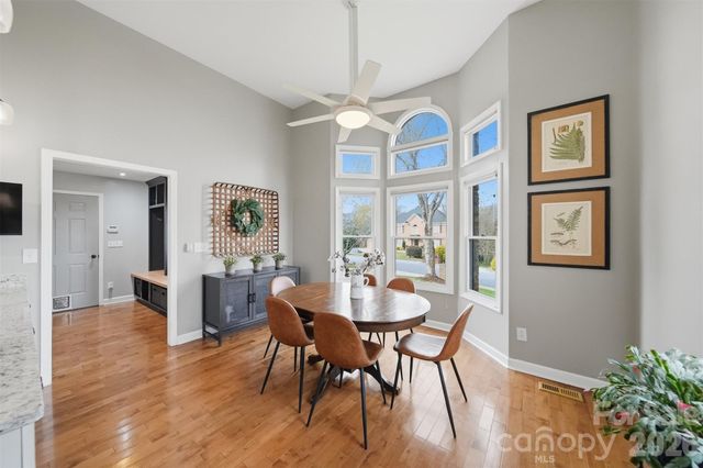 4624 9th Street NE, Hickory, NC 28601