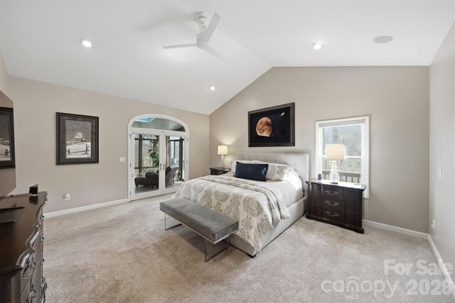 4624 9th Street NE, Hickory, NC 28601