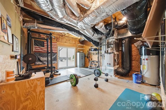 4624 9th Street NE, Hickory, NC 28601