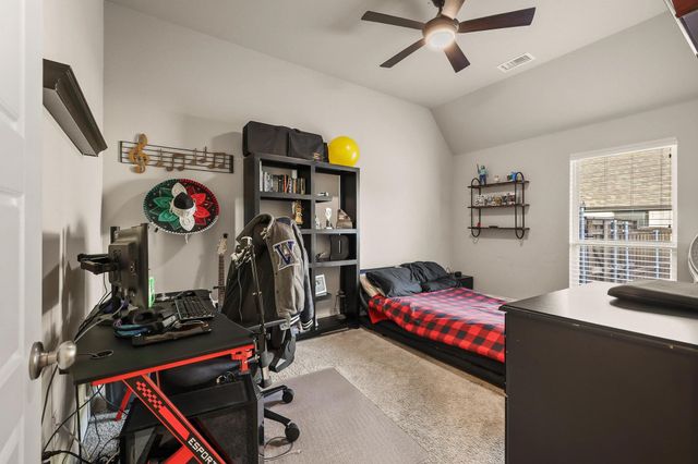 1732 Cannon Street, Van Alstyne, TX 75495