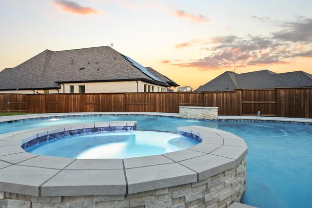 1732 Cannon Street, Van Alstyne, TX 75495