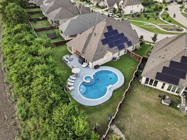 1732 Cannon Street, Van Alstyne, TX 75495