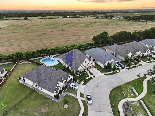 1732 Cannon Street, Van Alstyne, TX 75495