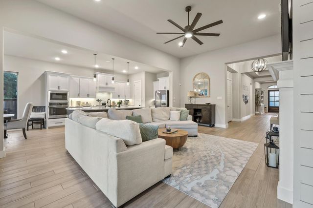 1732 Cannon Street, Van Alstyne, TX 75495