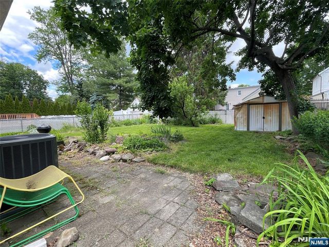 125 Center Street, New Milford, NJ 07646