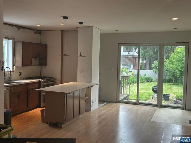125 Center Street, New Milford, NJ 07646