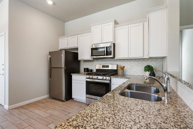 2800 Joe Dimaggio BLVD 51, Round Rock, TX 78665