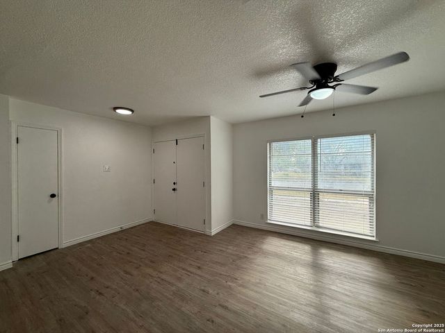 1078 Frost Fire, San Antonio, TX 78245