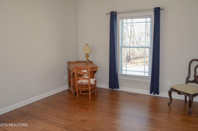 380 Mountain Preserve Pkwy, Crab Orchard, TN 37723